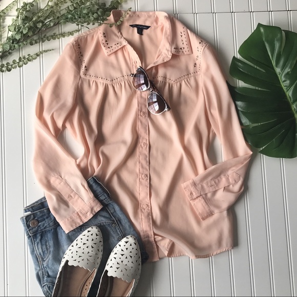 American Eagle pink blouse long sleeve button up - Picture 2 of 8